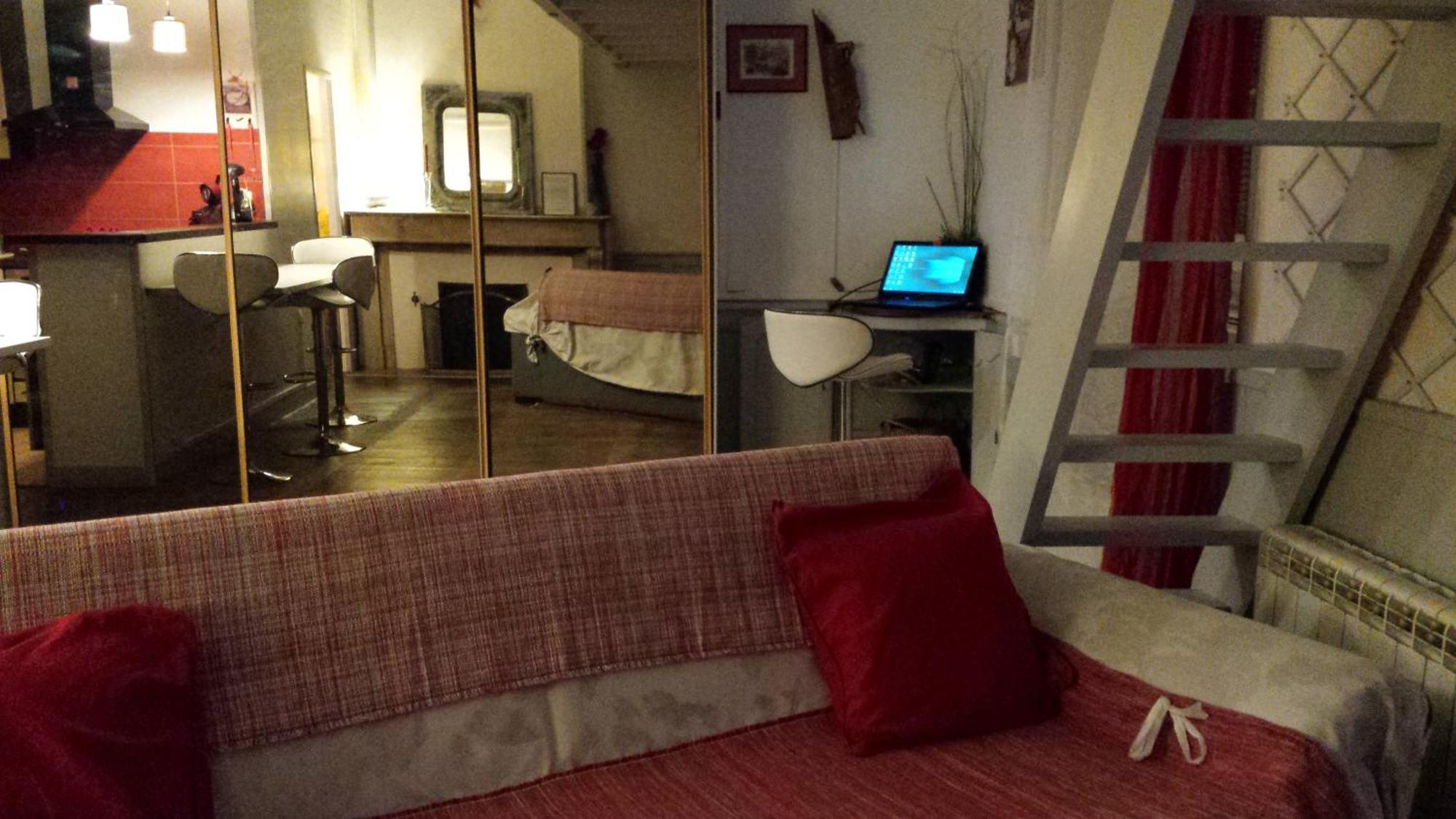 Coquet Studio En Mezzanine Nuit Pour 2 Personnes Saint-Girons  Εξωτερικό φωτογραφία