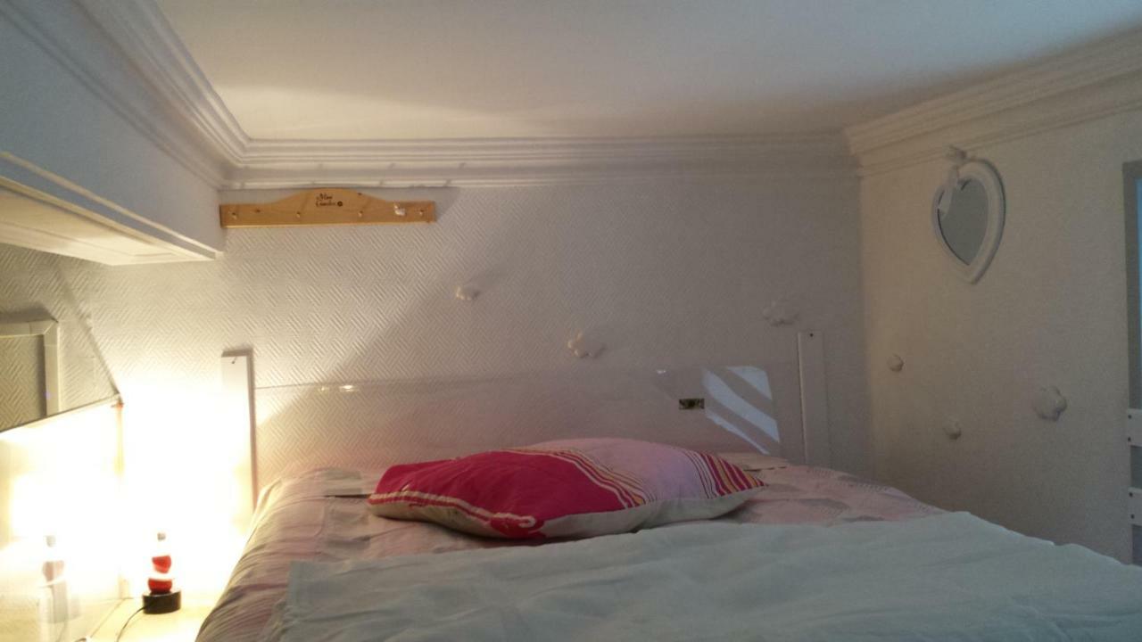 Coquet Studio En Mezzanine Nuit Pour 2 Personnes Saint-Girons  Εξωτερικό φωτογραφία