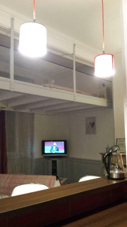 Coquet Studio En Mezzanine Nuit Pour 2 Personnes Saint-Girons  Εξωτερικό φωτογραφία